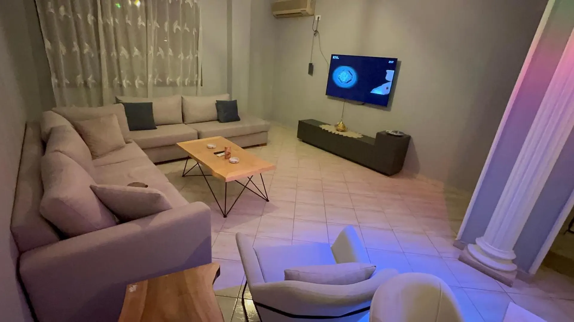 Dioras Apartment. Tirana Lägenhet