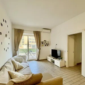 Domus Laterani By Jfm - Comfortable Big Terrace Colosseo , Roma Italia