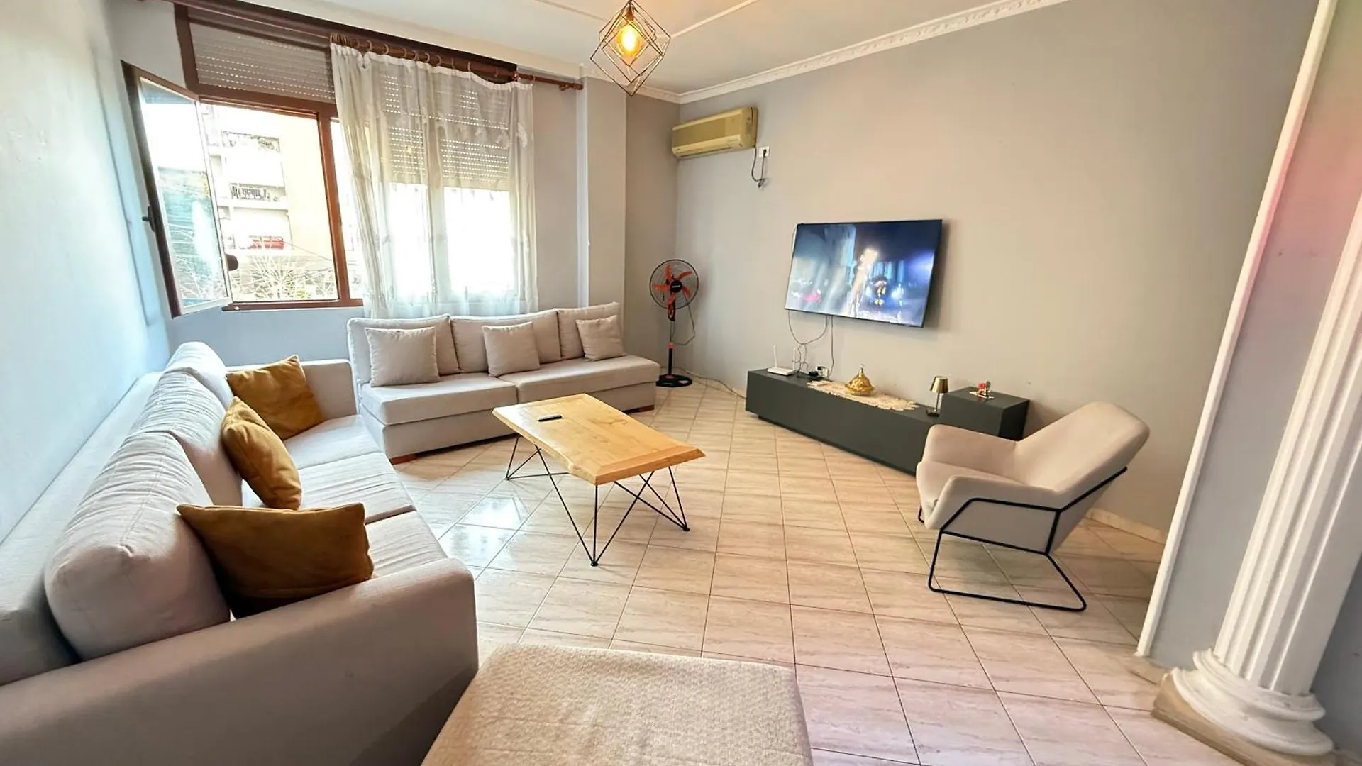 Dioras Apartment. Tirana